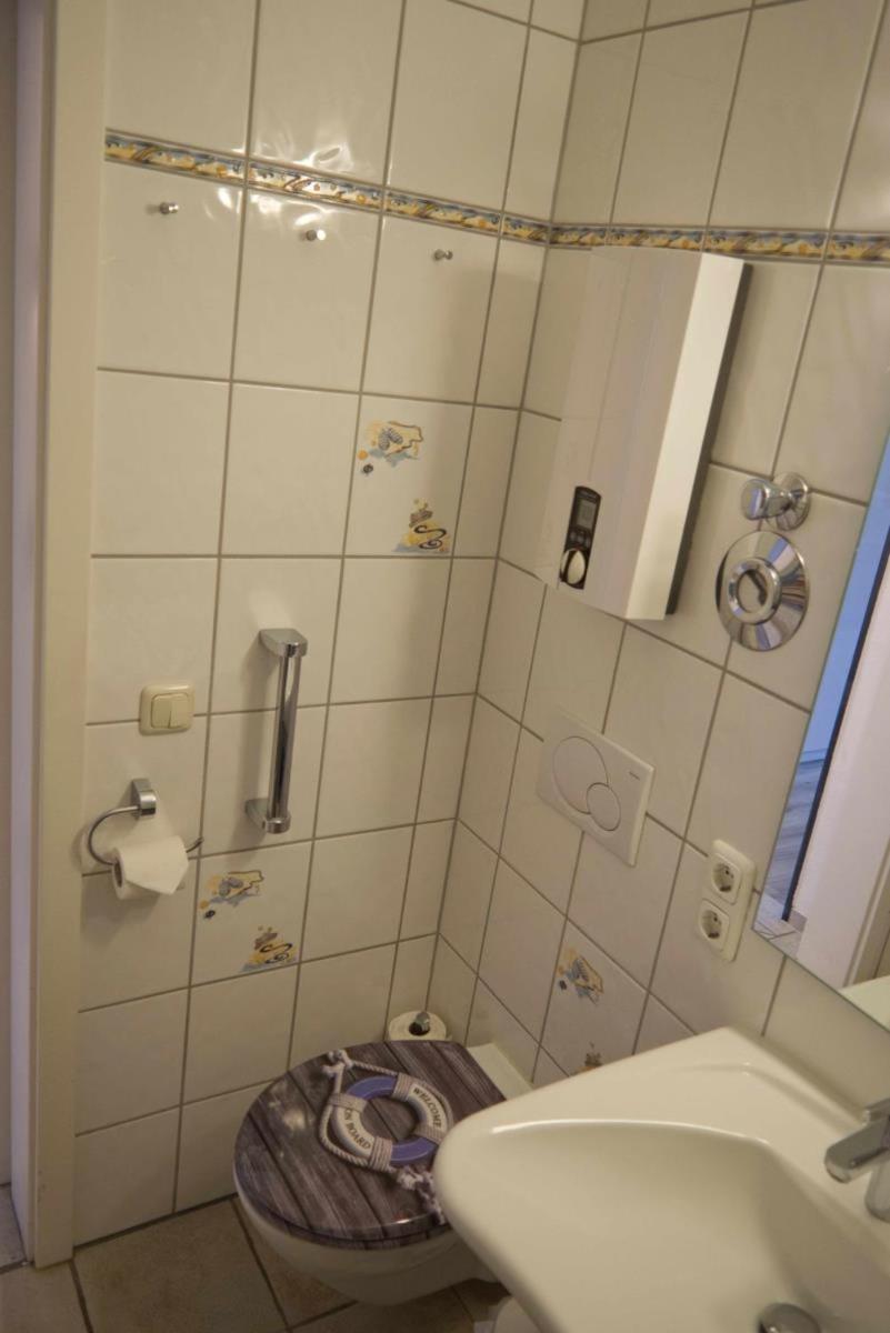 Inselblume 80 - Gemuetliche Ferienwohnung, Blick Auf Die Fehmarnsundbruecke Burgtiefe auf Fehmarn Exteriör bild